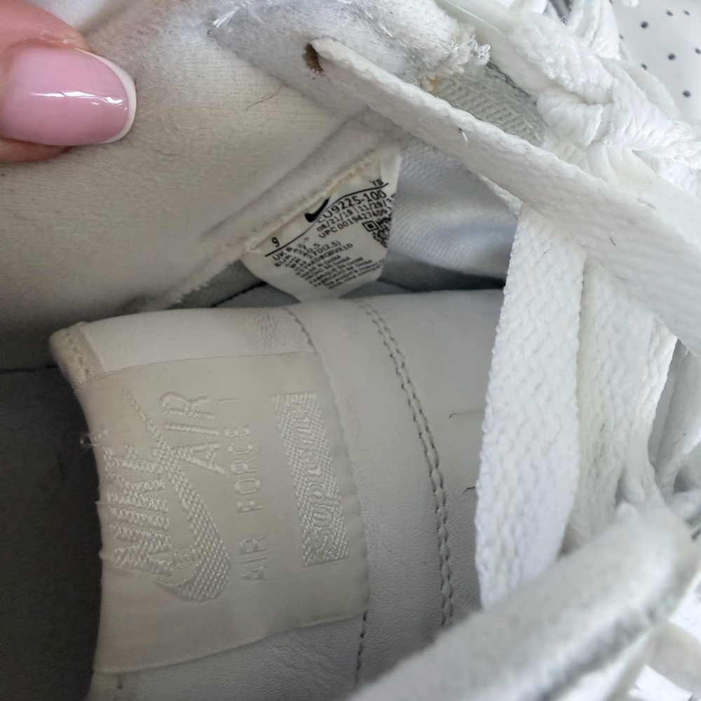 Nike Air Force 1 x Supreme Low Box Logo White Sneakers size 9 - Picture 10 of 10